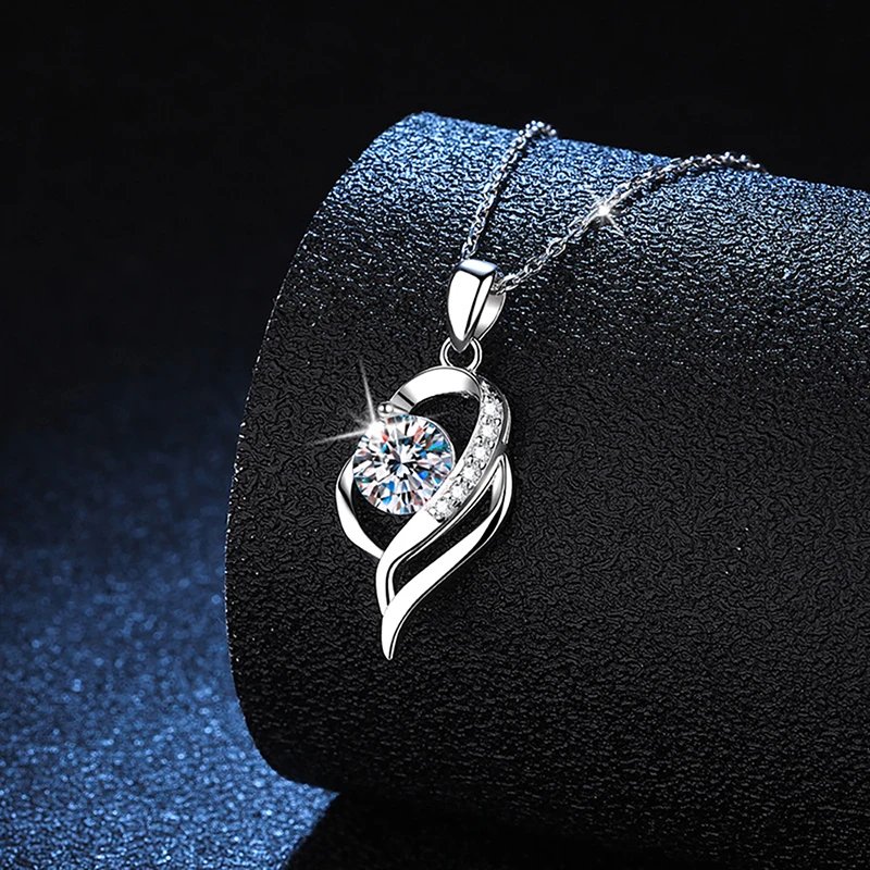 1CT Moissanite Pendant Necklace For Women 100% 925 Sterling Silver Sparkling Lab-created Diamond Wedding Party Fine Jewelry Gift