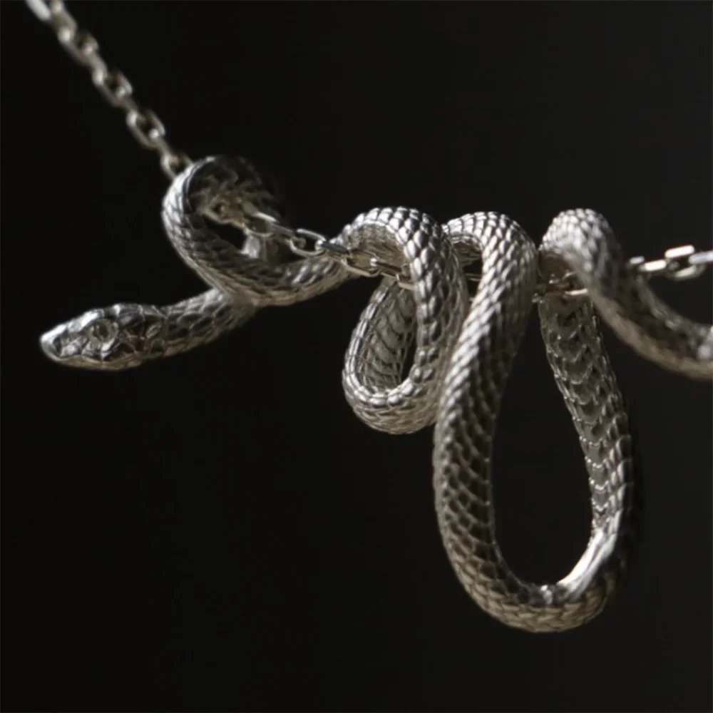 Punk Python Wrap Pendant Necklace Women Creative Gothic Hip Hop Snake Personalized Necklace Jewelry Accessories