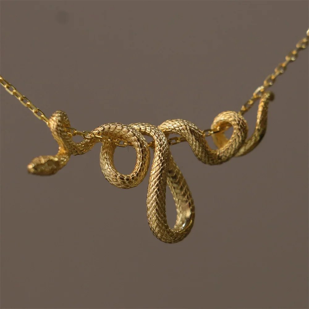 Punk Python Wrap Pendant Necklace Women Creative Gothic Hip Hop Snake Personalized Necklace Jewelry Accessories